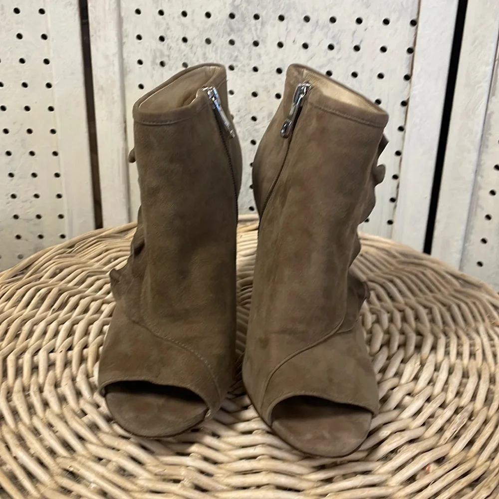 Louise et Cie shoes - Picture 2 of 9